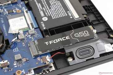 SSD T-Force con diffusore di calore rimosso