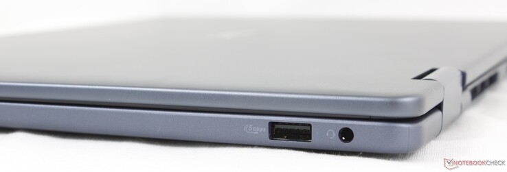A destra: USB-A 3.2 Gen. 1, cuffie da 3,5 mm