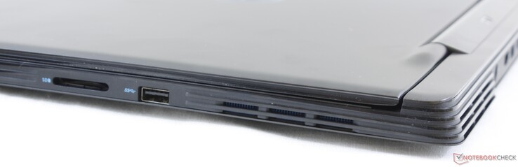 Lato destro: lettore SD, USB 3.1 Type-A