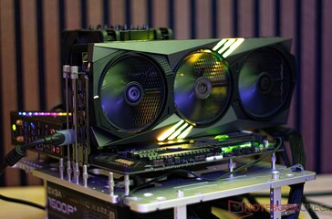 MSI GeForce RTX 4060 Ti Gaming X Trio 8G durante il nostro test sulle emissioni acustiche