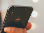 Il primo iPhone impermeabile e USB Type-C sarà presto disponibile per l'ordinazione. (Fonte: Daniel Cañibano)