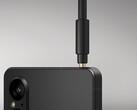 Alcuni acquirenti di smartphone scelgono un telefono Xperia per la qualità audio offerta dal jack per cuffie da 3,5 mm. (Fonte immagine: Sony)
