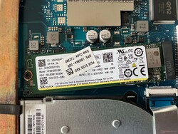 Un'unità SSD M.2 2280 sostituibile