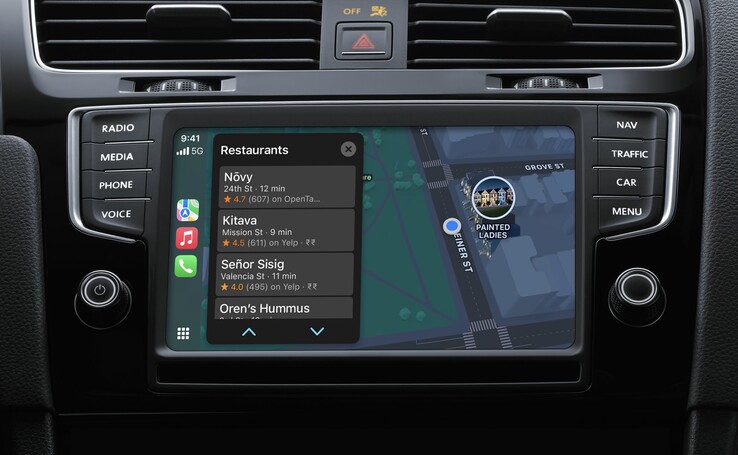 Secondo quanto trapelato, CarPlay potrebbe presto ricevere il supporto per chatbot AI di terze parti.
