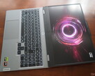 La scelta tra LOQ 15 e Legion 5 15 dipende dal budget e dalle esigenze (fonte: Notebookcheck)