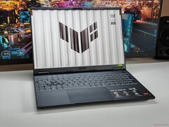 Asus TUF Gaming A16 (fonte: Notebookcheck)