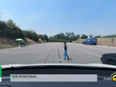 La Model Y è stata testata anche con pedoni di piccola taglia (immagine: Euro NCAP)