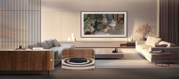 La scatola wireless One Connect di Frame Pro consente una configurazione priva di disordine.