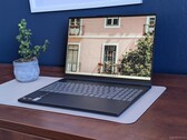Recensione di Lenovo IdeaPad 5 2-in-1 15: Debutto delle prestazioni di Ryzen AI 5 430