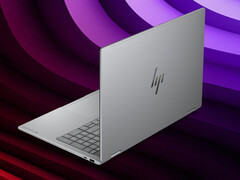 Il nuovo OmniBook X Flip 16 di HP in uno dei tre colori di lancio.