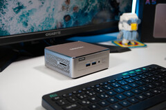 Geekom A5 2027 Edition con AMD Ryzen 7 7730U