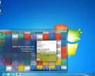 Aero Glass, widget per il desktop e pacchetti di temi sono tutti presenti in Classic 7, costruito intorno a un sistema operativo che viene ancora aggiornato
