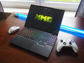 Recensione del gaming laptop XMG Core 15 (M25): Il concorrente tedesco del Legion 5