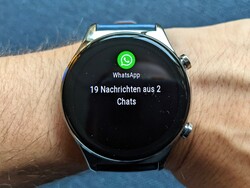 Il Watch GS 3 informa sui messaggi in arrivo, ma non ha i dettagli necessari