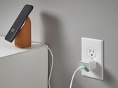 Il caricatore USB-C 20W di IKEA Sjöss offre una ricarica rapida e conveniente per telefoni e tablet. (Fonte: IKEA)
