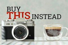 Anche gli smartphone più potenti, come l'iPhone 15 Pro Max di Apple e lo Xiaomi 14 Ultra, non reggono il confronto con i sensori APS-C delle fotocamere come la Fujifilm X-T30 II. (Fonte immagine: Fujifilm - modificato)