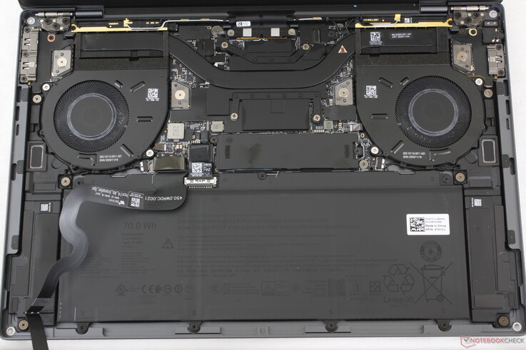 Non ci sono grandi differenze interne tra le SKU Core Ultra 7 e Core Ultra X7