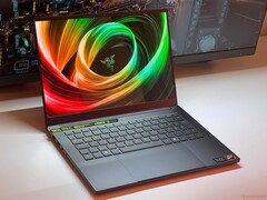 Razer Blade 14 2025 (fonte: Notebookcheck)
