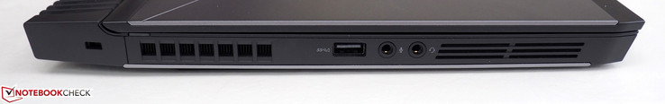 Left side: Noble Lock, USB 3.0 Type-A, microphone jack, headphone jack