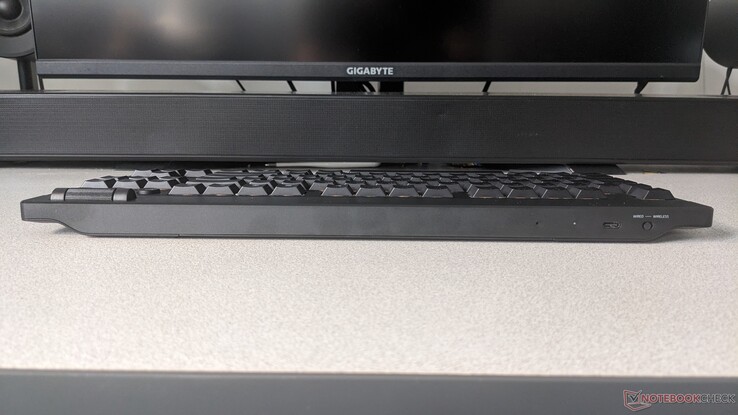 Le opzioni di connettività di BlackWidow V4 HyperSpeed TKL