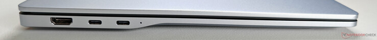 A sinistra: HDMI 2.1 (4K@ 60 Hz), 2x USB-C 4.0 (40 GBit/s, DisplayPort, Power Delivery)