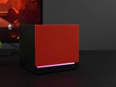 Mini PC Steam Machine con pannello frontale rosso e illuminazione RGB