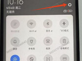 La FCC ha già pubblicato una foto del dispositivo, che suggerisce che si tratterà di un'offerta entry-level. (Fonte: FCC)