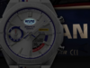 L'orologio Casio Edifice x Nismo ECB-S10NIS-7A presenta un logo fosforescente. (Fonte: Casio)