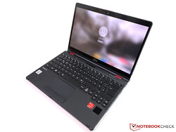 Recensione del Fujitsu Lifebook U9310X. Dispositivo di test fornito da Fujitsu Germany.