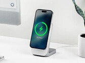 Qi2 è un'alternativa MagSafe che finalmente viene lanciata sia per gli iPhone che per gli smartphone Android. (Immagine: Nomad)