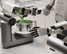 Robot R1 che cucina (fonte: Robbyant)