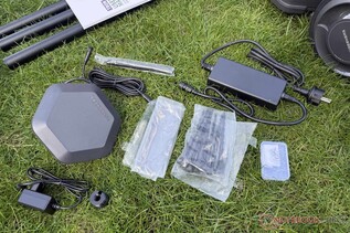 Contenuto delle due scatole di cartone