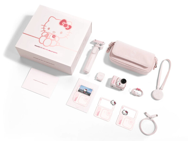 L'Insta360 Go Ultra Hello Kitty Edition è dotato di accessori rosa.