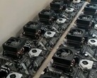 Una piccola fattoria di minatori di Raptoreum alimentati da AMD (Fonte: El Chapuzas Informatico)