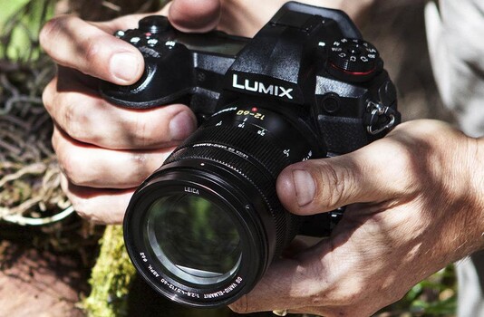 Le fotocamere Lumix M43 di Panasonic sono diventate le preferite dagli amanti degli scatti ibridi in movimento. (Fonte: Panasonic)
