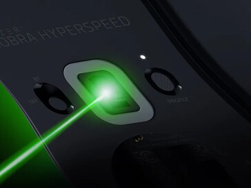 Razer Cobra HyperSpeed utilizza un vecchio sensore ottico Focus X 26K. (Fonte: Razer)