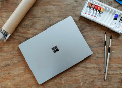 Si prevede che né il Surface Laptop 6 né il Surface Pro 10 inizieranno ad essere spediti prima dell'estate. (Fonte: Microsoft)