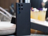 Si dice che il Samsung Galaxy S22 Ultra rappresenti i due terzi delle vendite della serie Galaxy S22. (Fonte: Counterpoint)