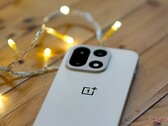 Sembra che OnePlus 16 sia ancora in fase di sviluppo, cosa che a quanto pare non si può più dire di OxygenOS.