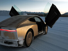 Test invernali di Tesla Cybercab.