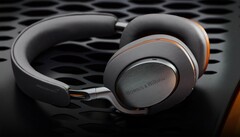 Il Bowers & Wilkins Px8 McLaren Edition presenta sottili accenti arancioni ed è disponibile in diversi mercati. (Fonte: Bowers & Wilkins)
