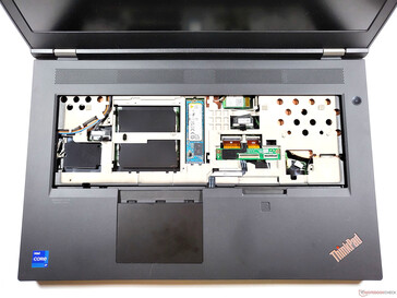 ThinkPad P17 G2: Tastiera rimossa