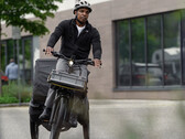 La serie Trike Hybrid di Cube è dotata di un meccanismo di ribaltamento e di un differenziale posteriore per migliorare la sicurezza in curva. (Fonte: Cube)