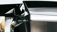 Un'unità espositiva Cybertruck (immagine: cybrtrkguy/X)