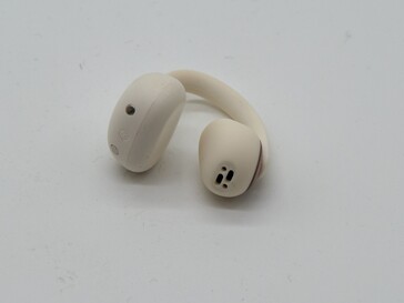 Baseus si affida al silicone per un maggiore comfort con l'MC2