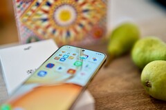 L’Honor X80 Pro Max è luminoso, resistente e adatto anche all’uso in ufficio.