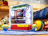 MSI sta lanciando diversi componenti per PC desktop da gioco con i colorati disegni di Toy Story (fonte: MSI)