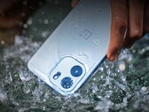 Il OnePlus Nord CE6 è impermeabile e il touchscreen dovrebbe rispondere anche alle dita bagnate.