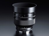 Cosina offrirà presto uno degli obiettivi più veloci per la baionetta E di Sony. (Immagine: Cosina)