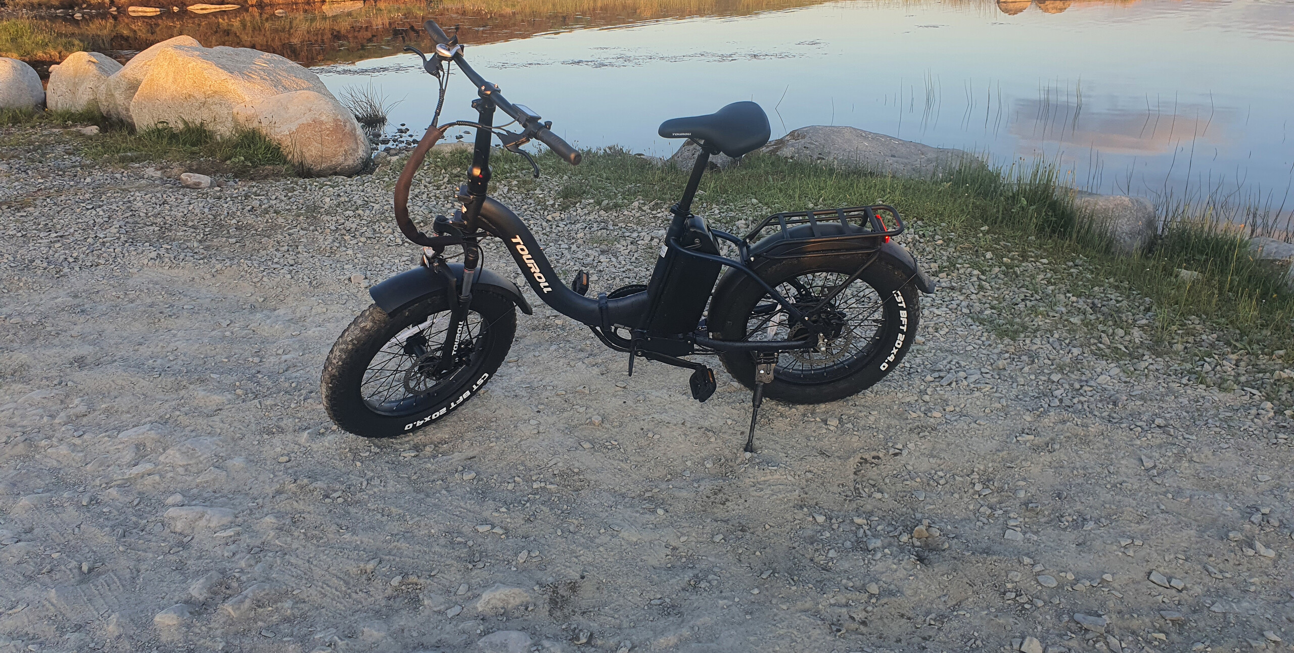 La migliore E-Fatbike sotto gli 800 dollari grazie alle forti prestazioni fuoristrada e alla lunga autonomia - recensione di Touroll S2